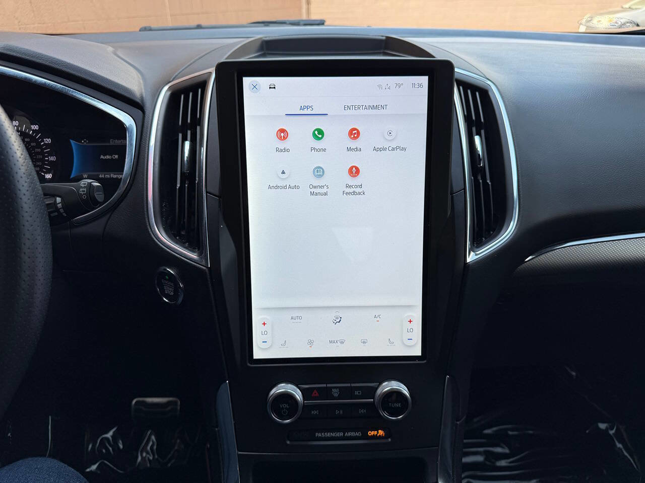 Used 2021 Ford Edge ST image 14