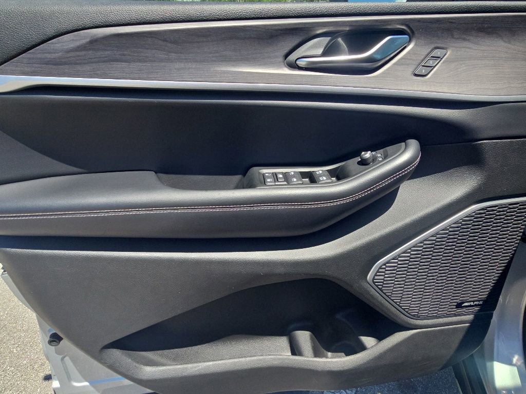 Used 2021 Jeep Grand Cherokee L Limited RWD image 15