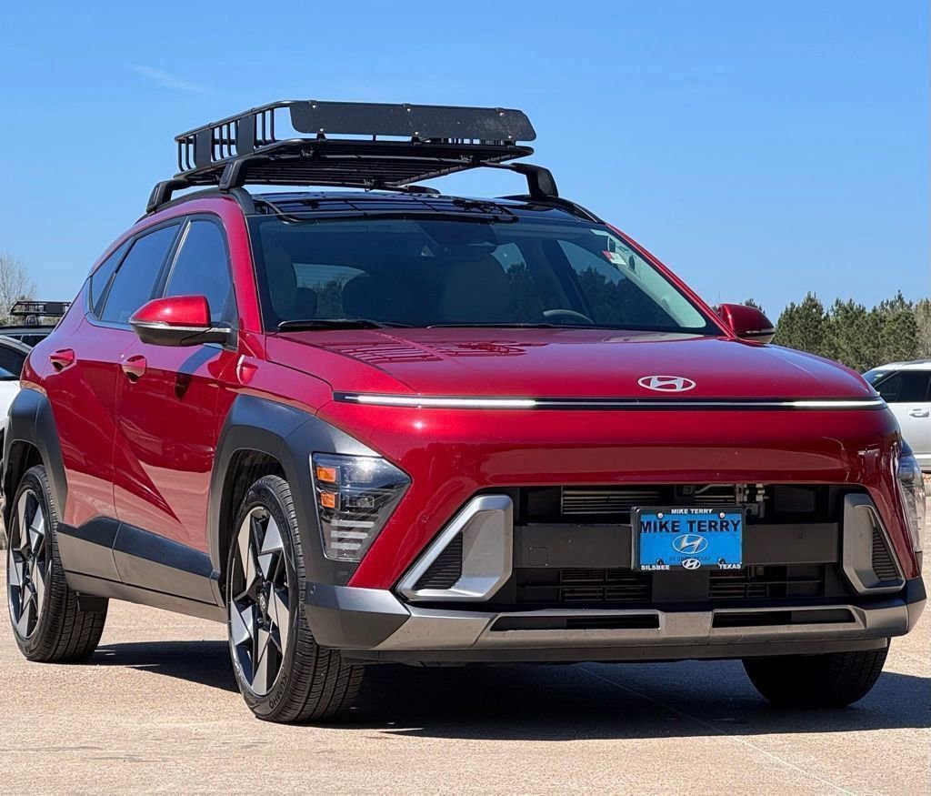 Used 2025 Hyundai Kona Limited image 12