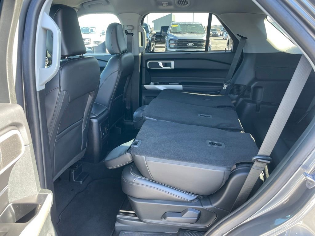 Used 2023 Ford Explorer XLT w/ Equipment Group 202A image 55