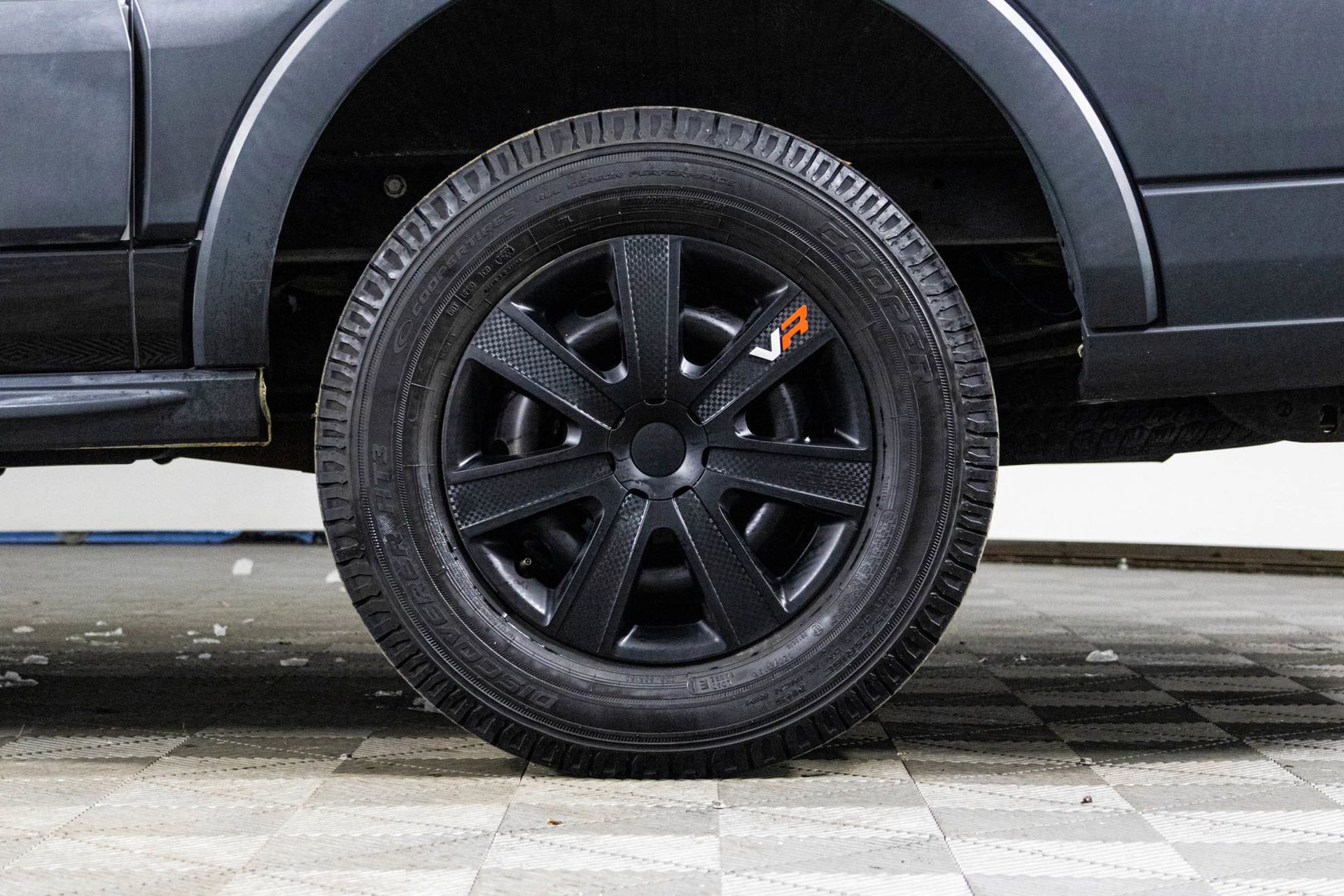 Used 2016 Ford Transit 250 130 Low Roof image 37