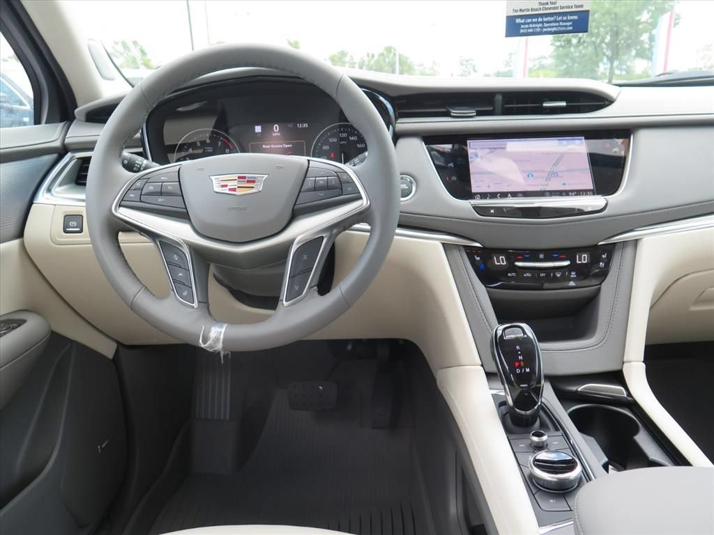 New 2026 Cadillac XT5 Premium Luxury w/ Driver Assist Package FWD image 22