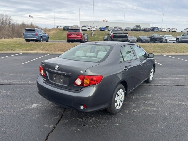 Used 2010 Toyota Corolla LE image 3