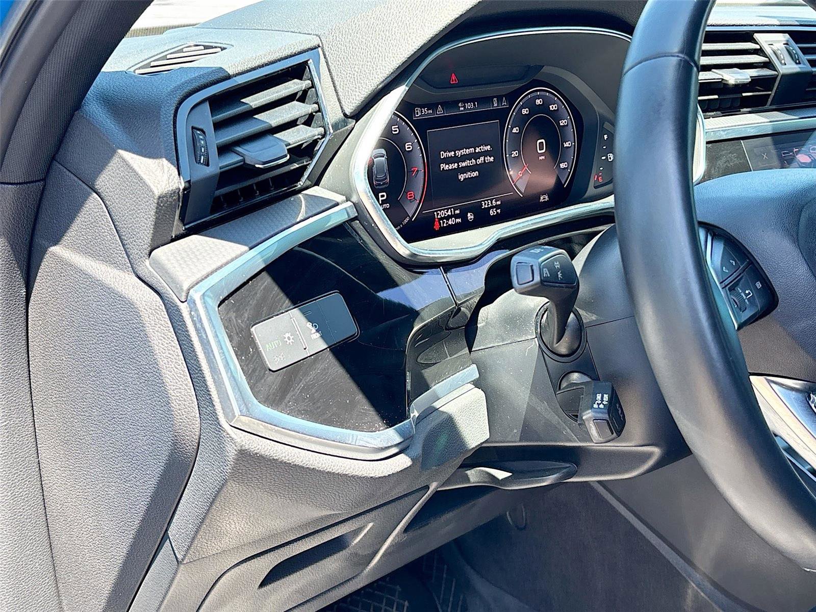 Used 2020 Audi Q3 2.0T Premium Plus w/ Premium Plus Package AWD/4WD image 10