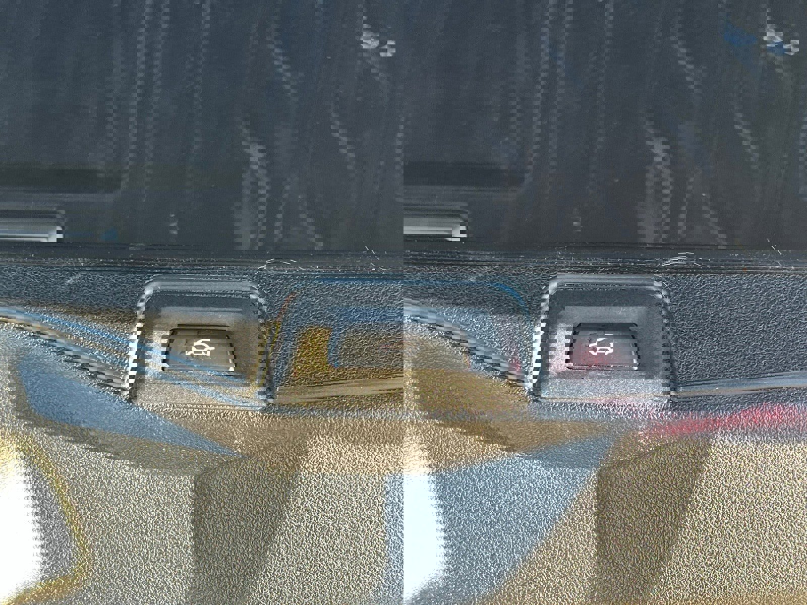 Used 2020 BMW X5 xDrive40i w/ Premium Package image 17