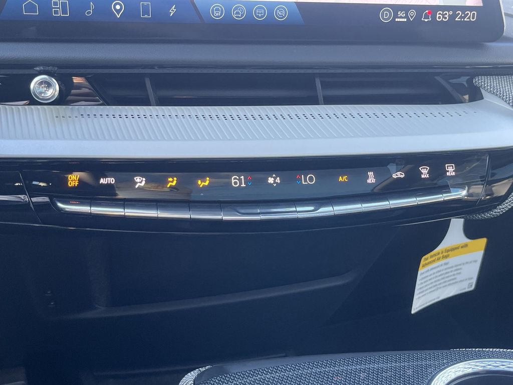 Used 2026 Cadillac Optiq Sport 2 image 9