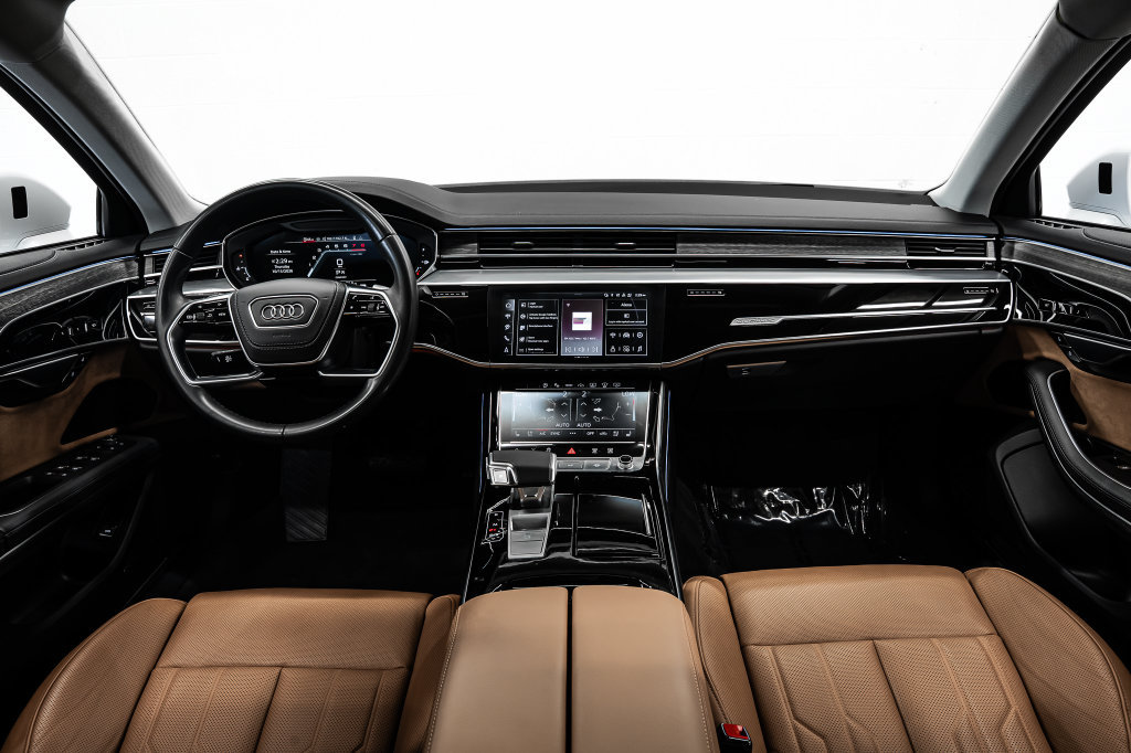 Used 2024 Audi A8 L 3.0T AWD/4WD image 19