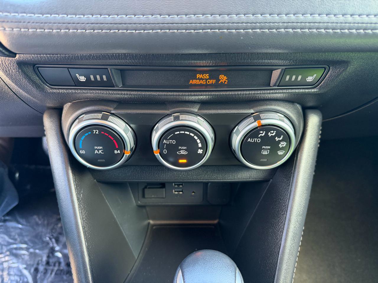 Used 2019 MAZDA CX-3 Touring FWD image 15