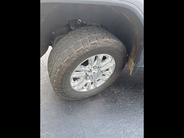 Used 2020 GMC Sierra 2500 Denali w/ Denali Ultimate Package AWD/4WD image 16