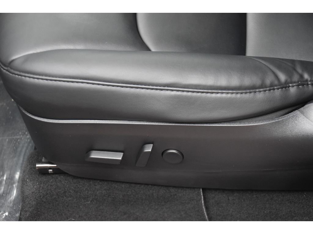 Used 2020 Tesla Model Y Performance image 29