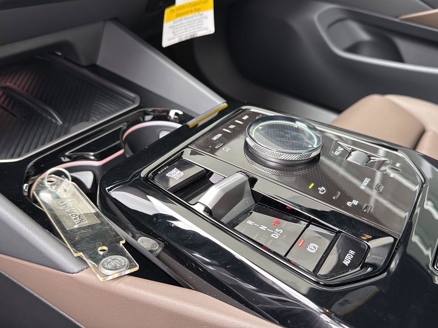 New 2026 BMW 540i xDrive w/ M Sport Package image 24