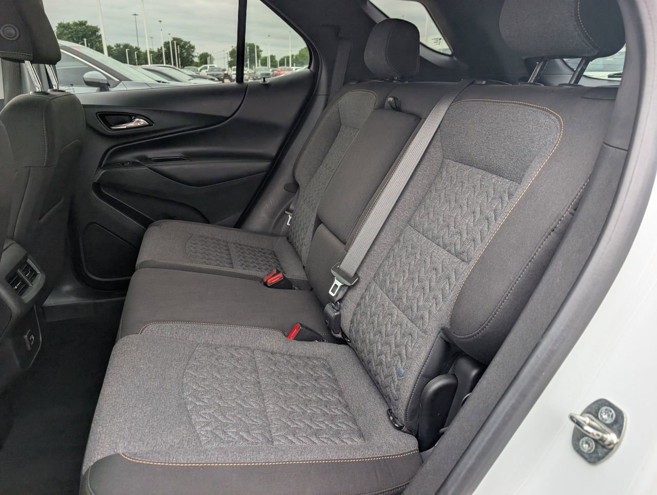 Used 2023 Chevrolet Equinox LT AWD/4WD image 28
