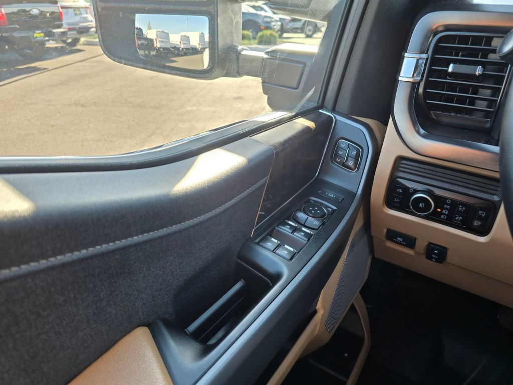 Used 2026 Ford F350 Lariat w/ Lariat Premium Package AWD/4WD image 35