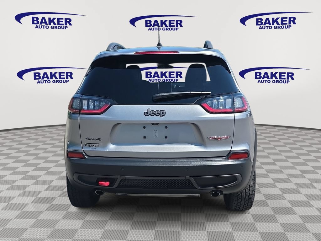 Used 2019 Jeep Cherokee Trailhawk AWD/4WD image 4