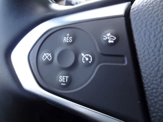 Used 2023 Chevrolet Traverse LT FWD image 21