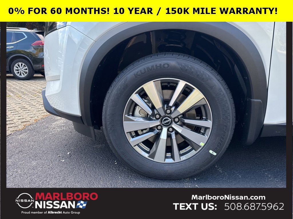 New 2025 Nissan Pathfinder SL w/ Cargo Package image 11