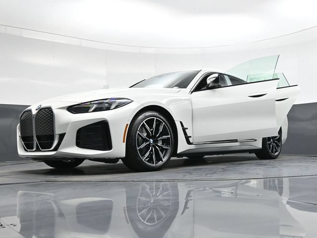 New 2026 BMW i4 xDrive40i w/ M Sport Package AWD/4WD image 44