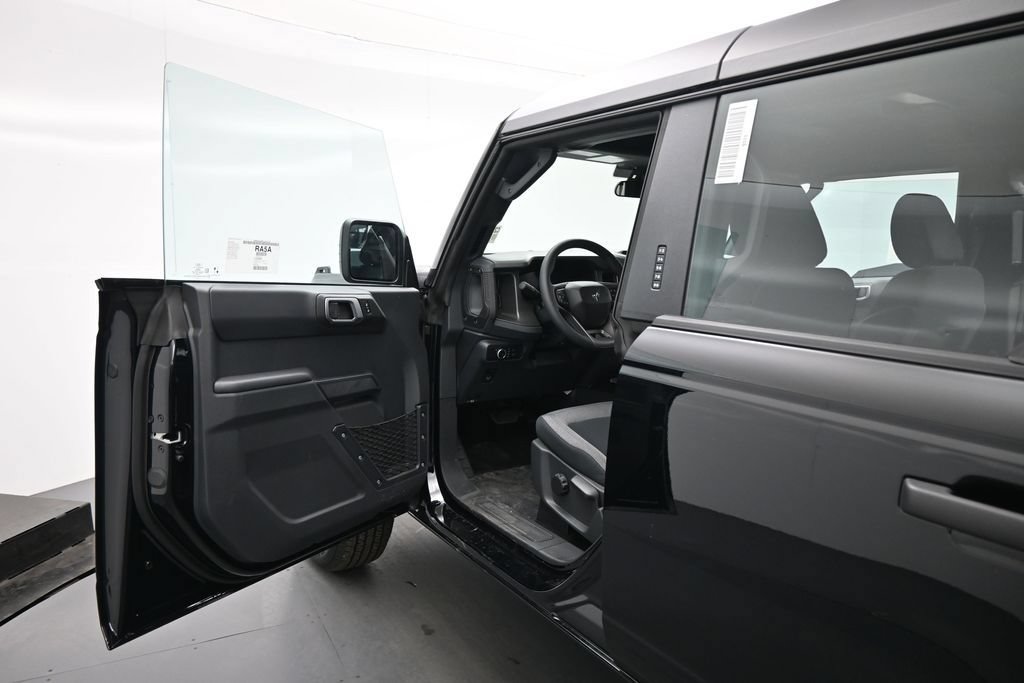 New 2026 Ford Bronco 4-Door AWD/4WD image 8
