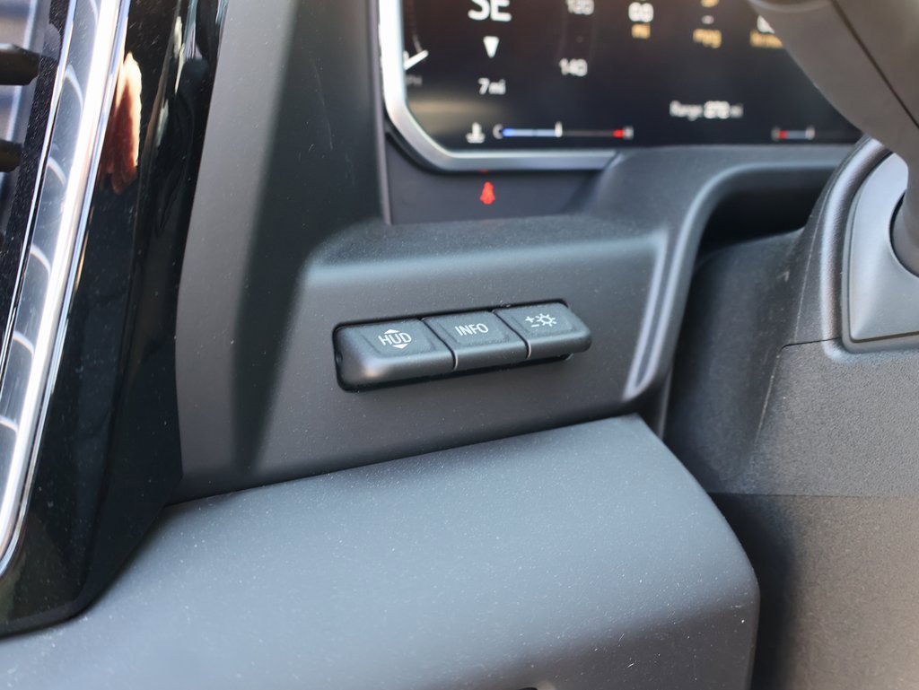 New 2026 GMC Sierra 3500 Denali w/ Denali Reserve Package image 14