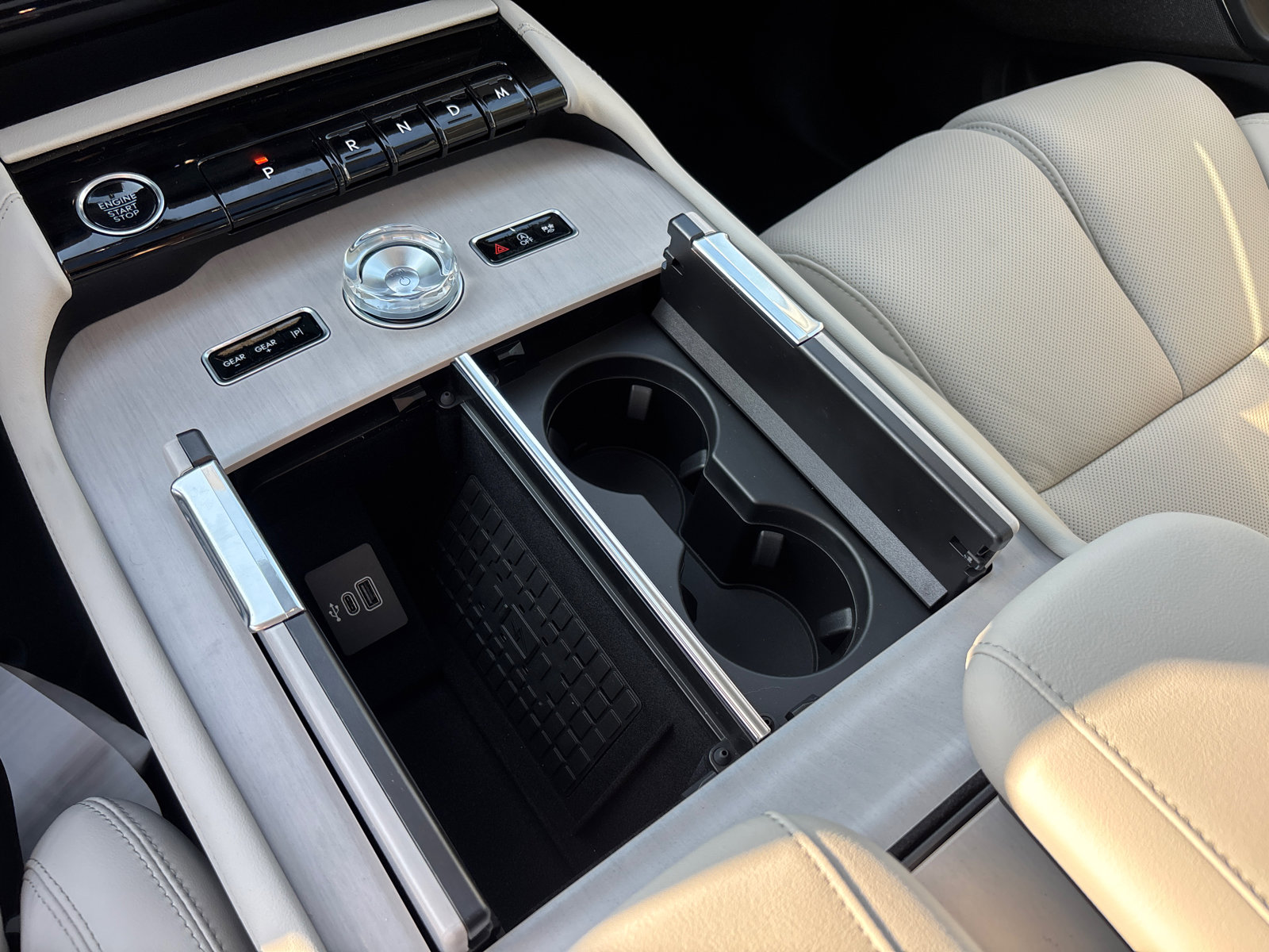 New 2025 Lincoln Navigator L Reserve image 23