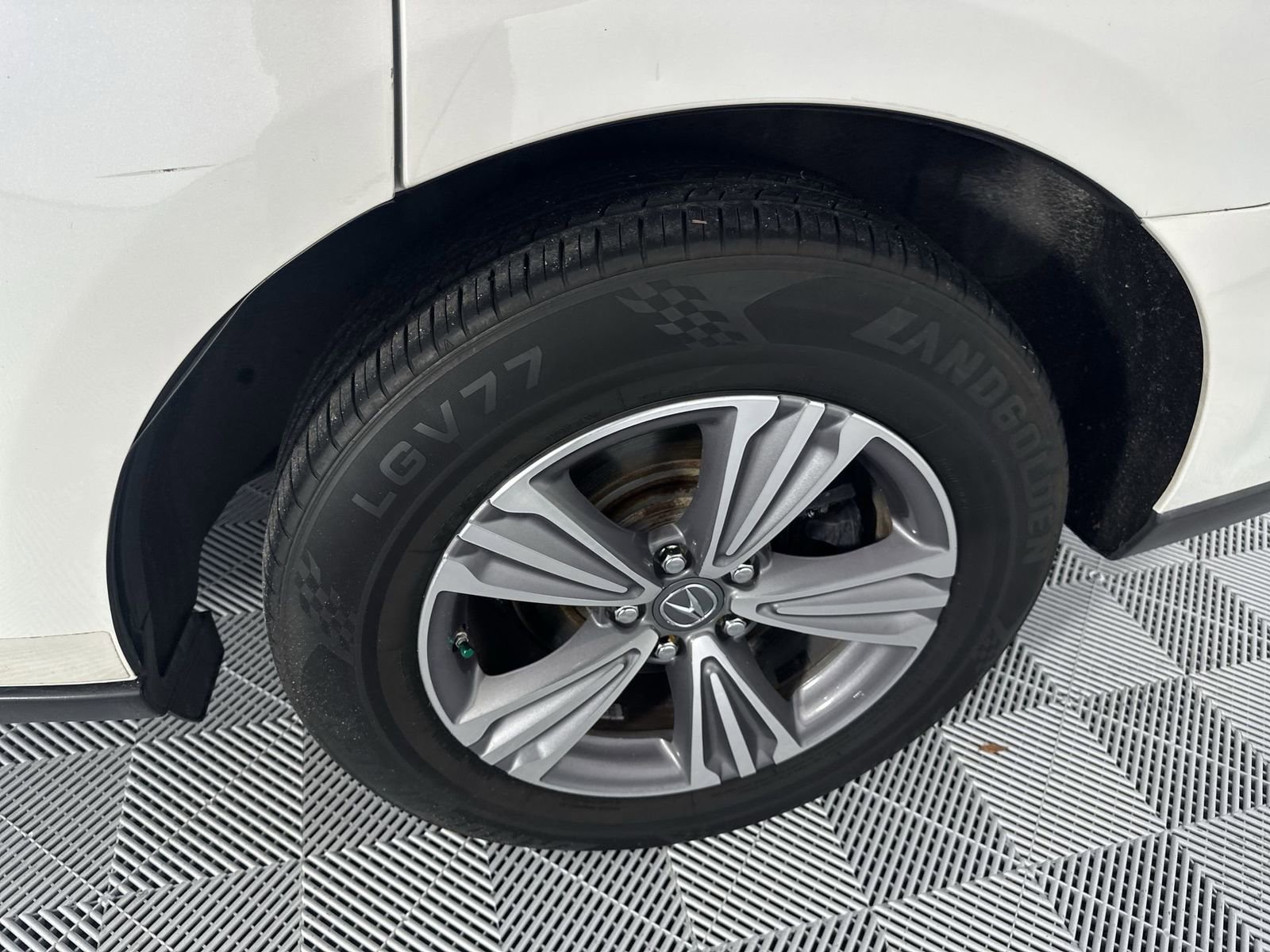 Used 2019 Acura MDX FWD image 10