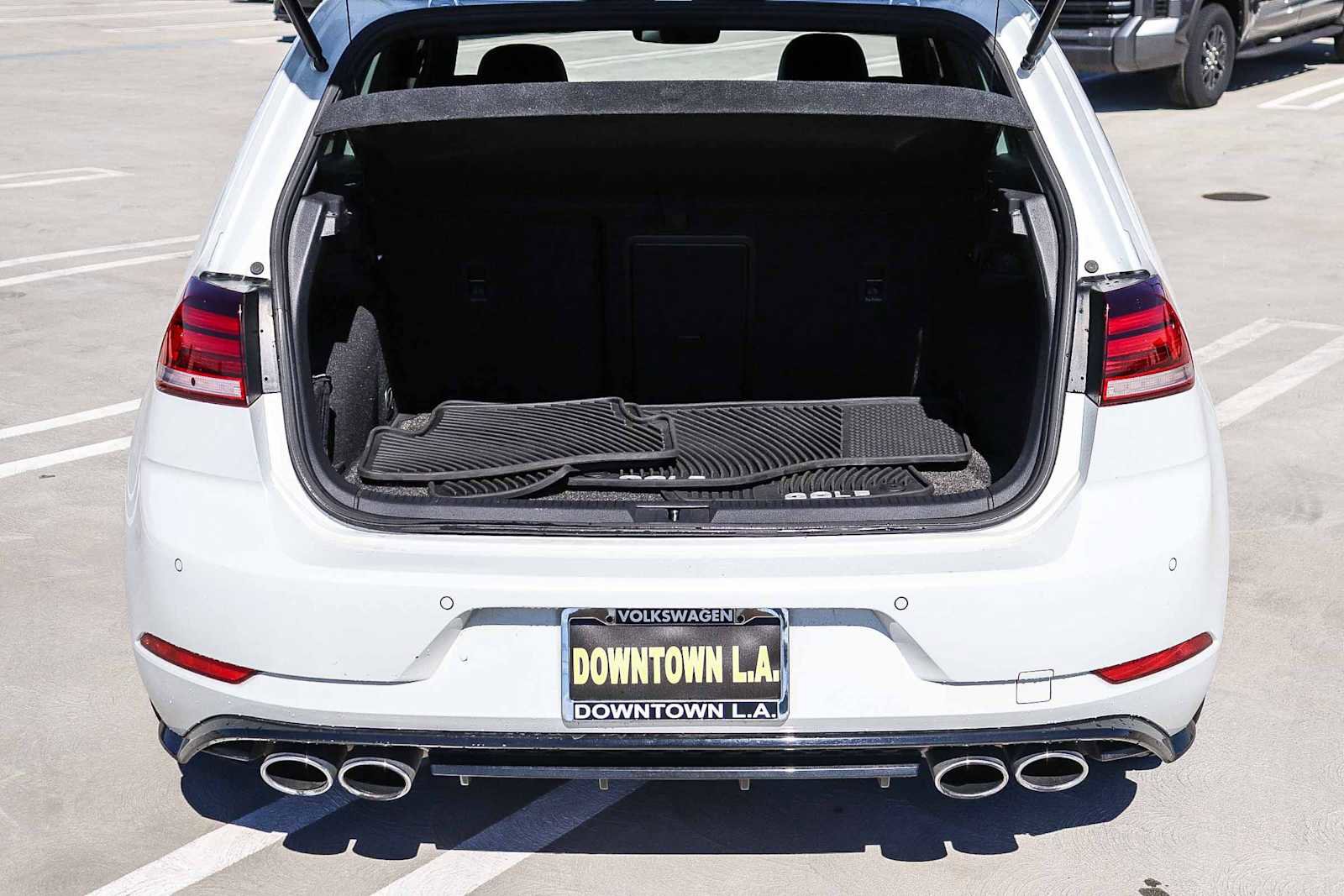 Used 2019 Volkswagen Golf R 4-Door image 27