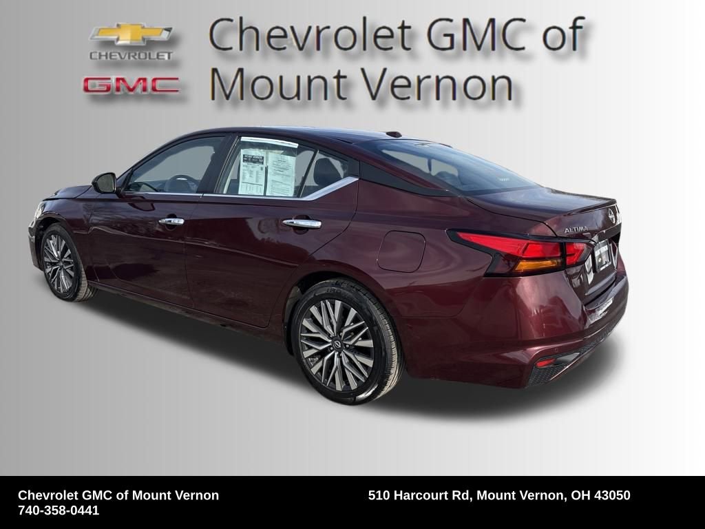 Used 2023 Nissan Altima 2.5 SV image 3