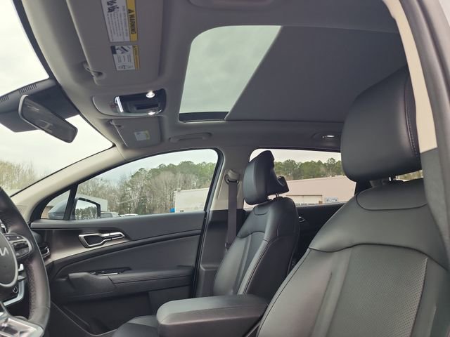 Used 2025 Kia Sportage EX w/ Premium Package image 14