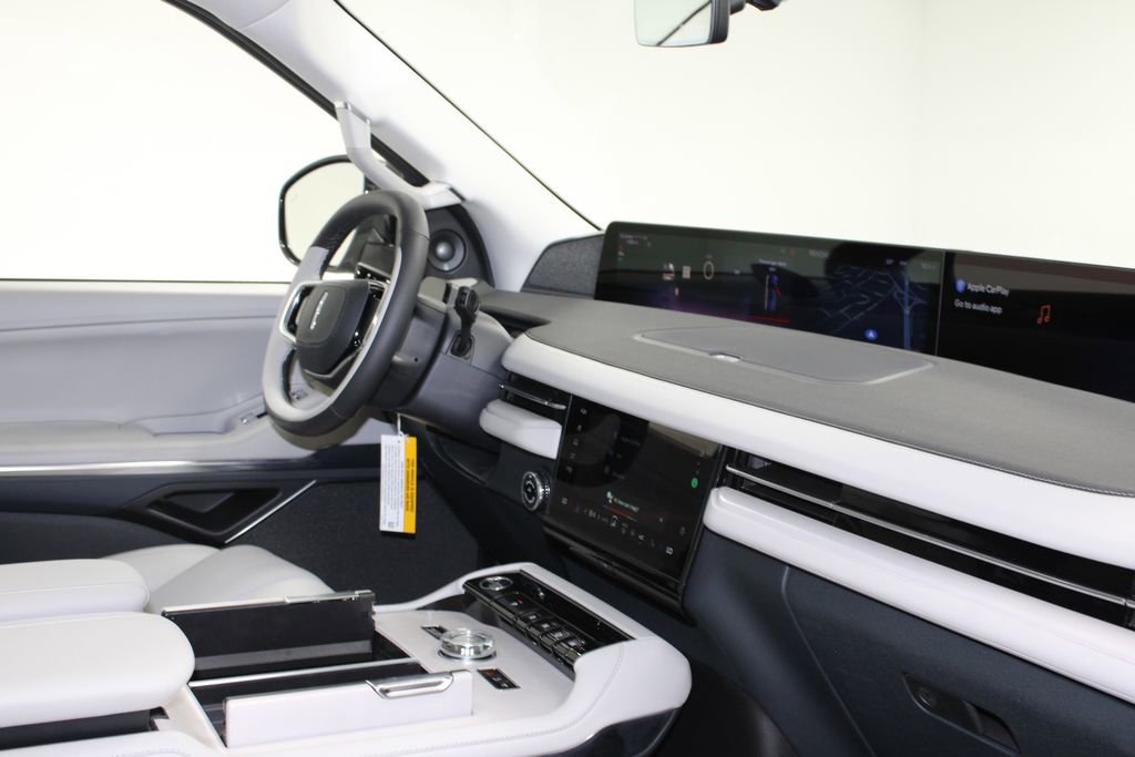 New 2025 Lincoln Navigator L Reserve image 34