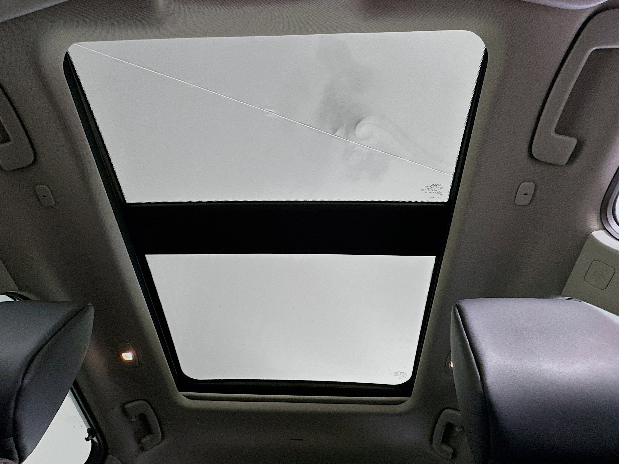 Used 2023 Nissan Rogue SV w/ SV Premium B Package image 24