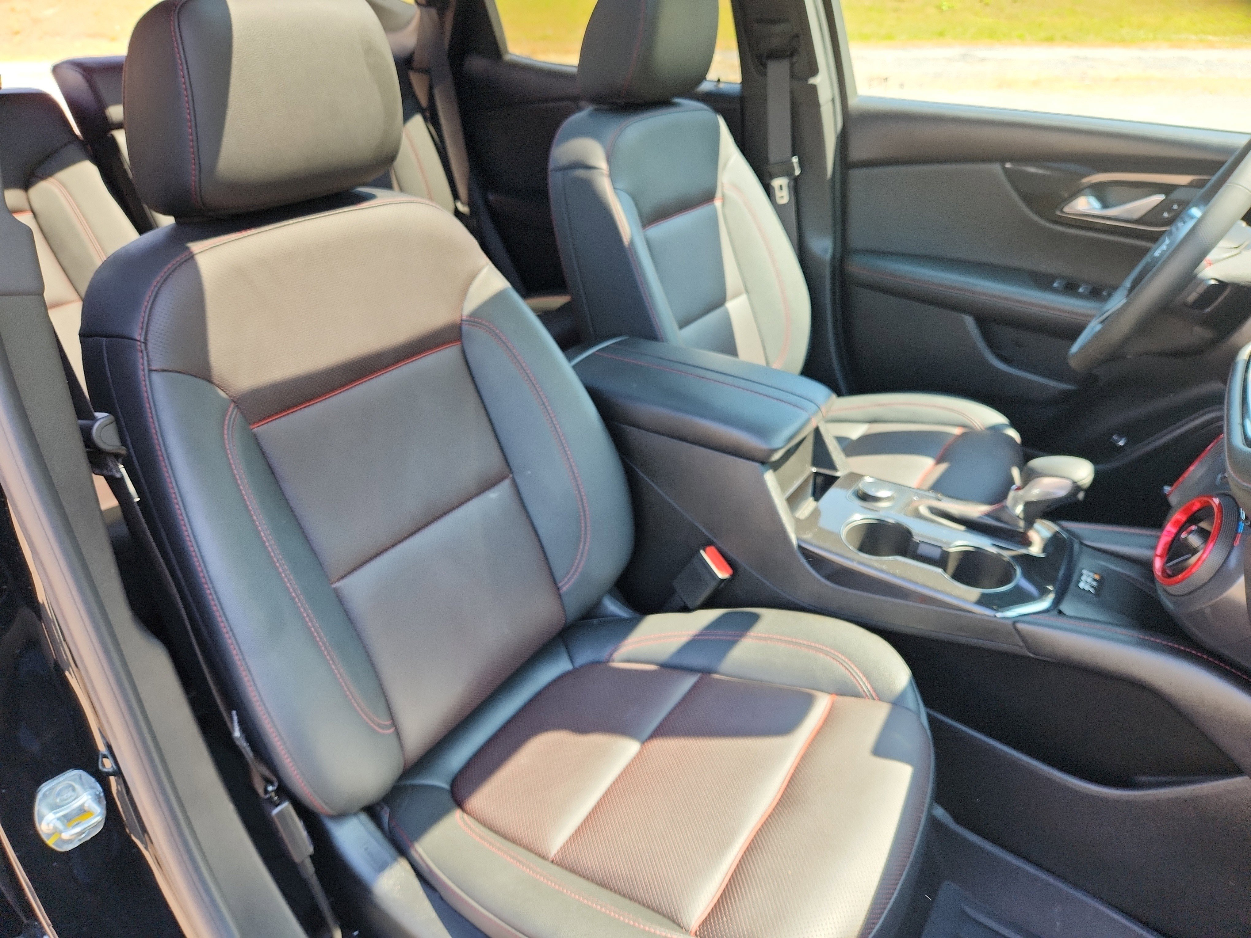 Used 2025 Chevrolet Blazer RS w/ Driver Confidence II Package image 51