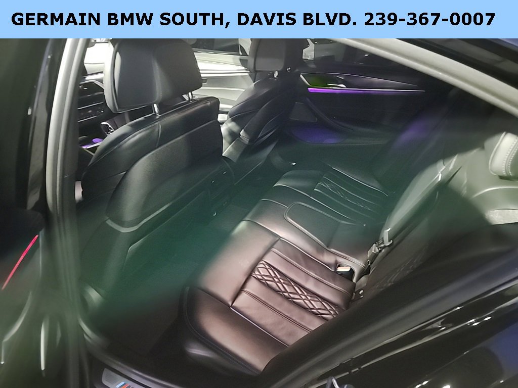Used 2022 BMW M550i xDrive w/ Executive Package image 10