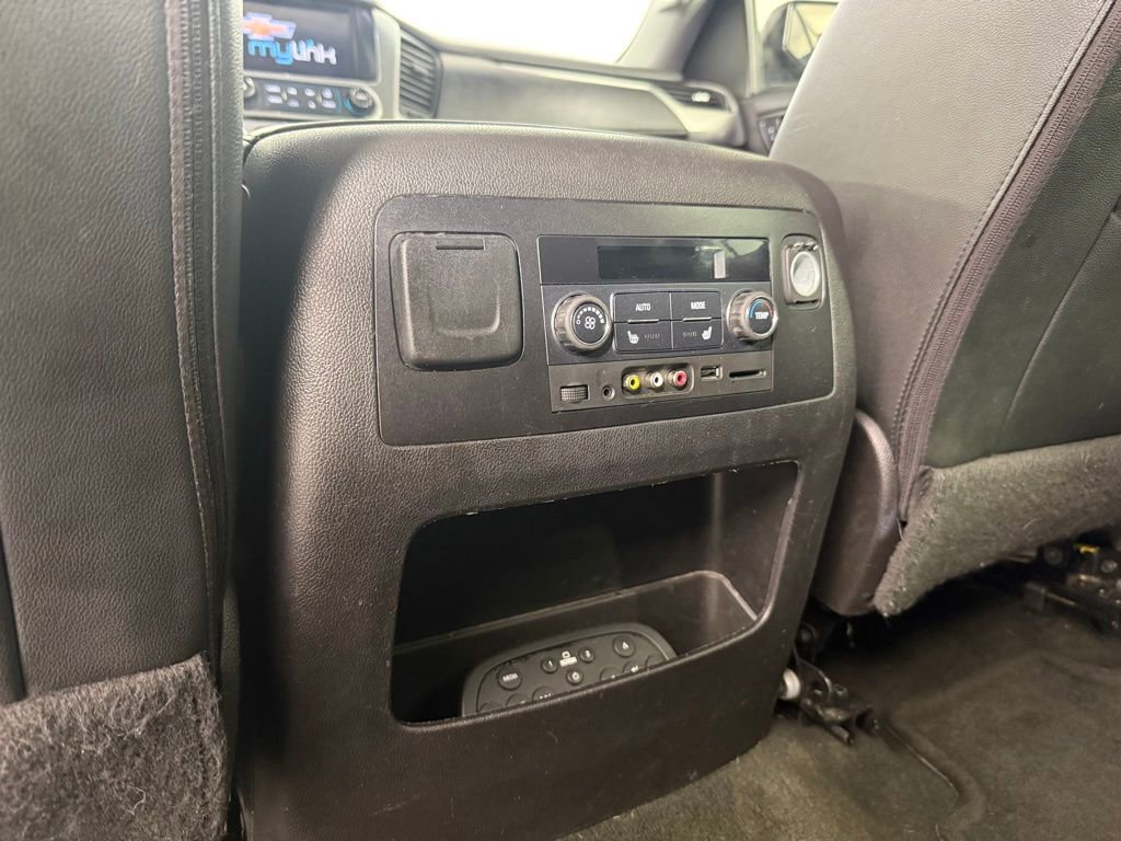 Used 2016 Chevrolet Suburban LT AWD/4WD image 40