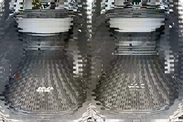 Used 2023 Toyota RAV4 XSE image 17