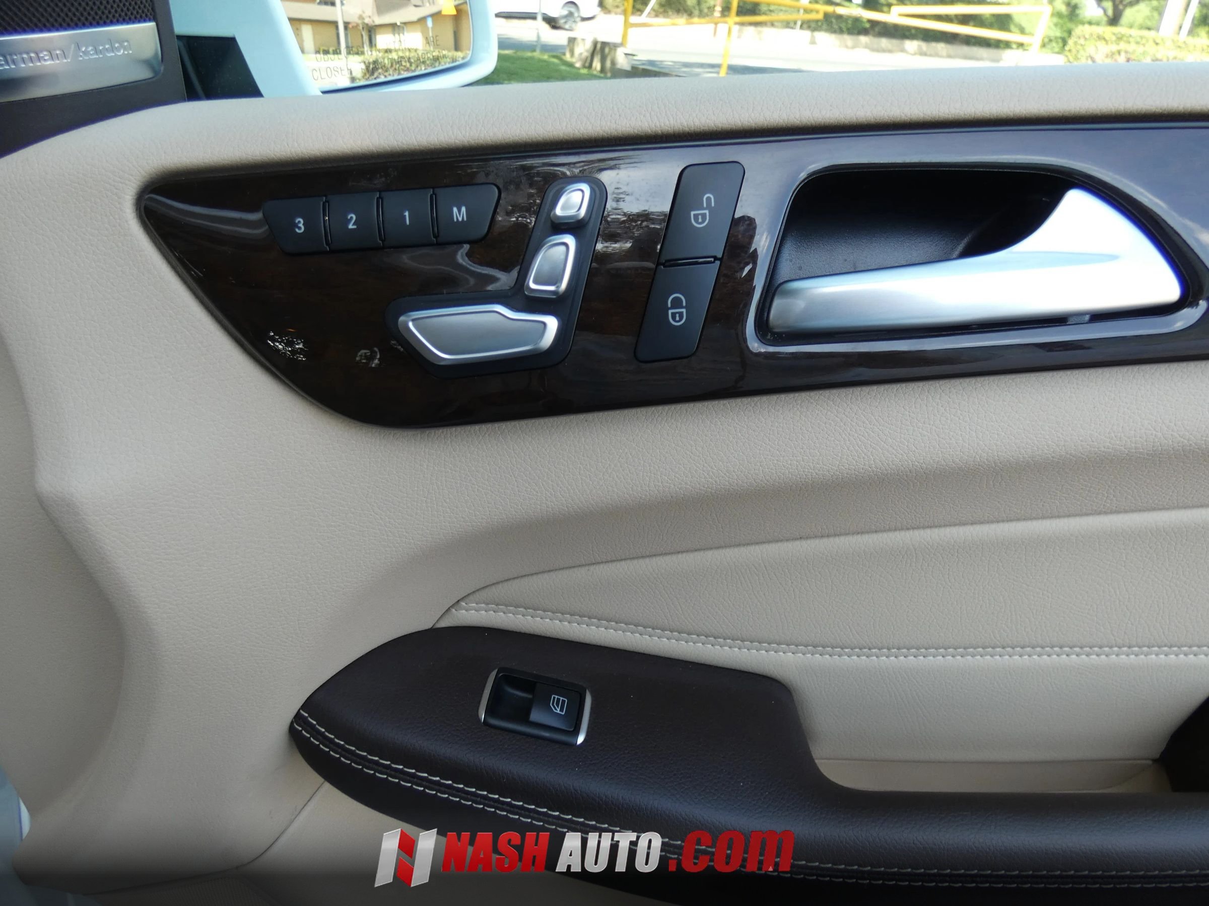 Used 2019 Mercedes-Benz GLS 450 4MATIC image 36