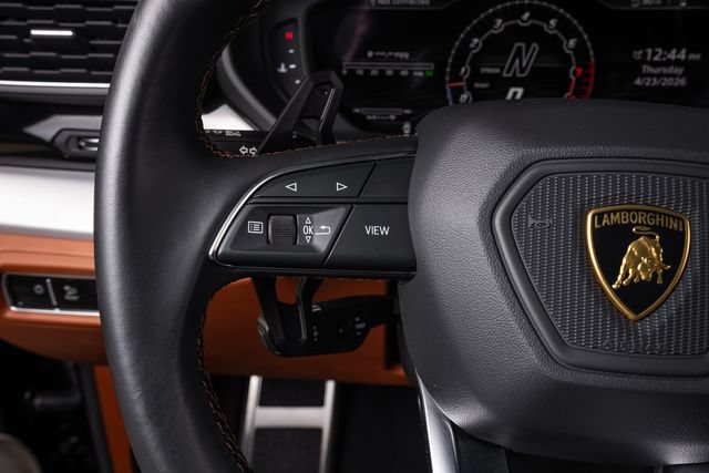 Used 2022 Lamborghini Urus AWD/4WD image 44