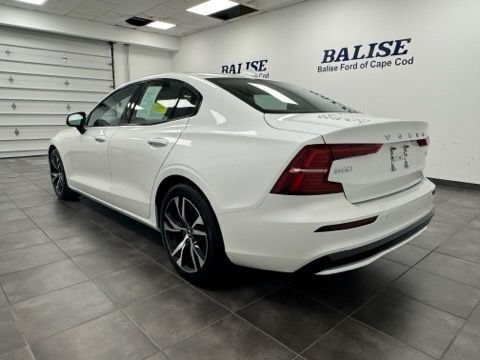 Used 2024 Volvo S60 B5 Core FWD image 5