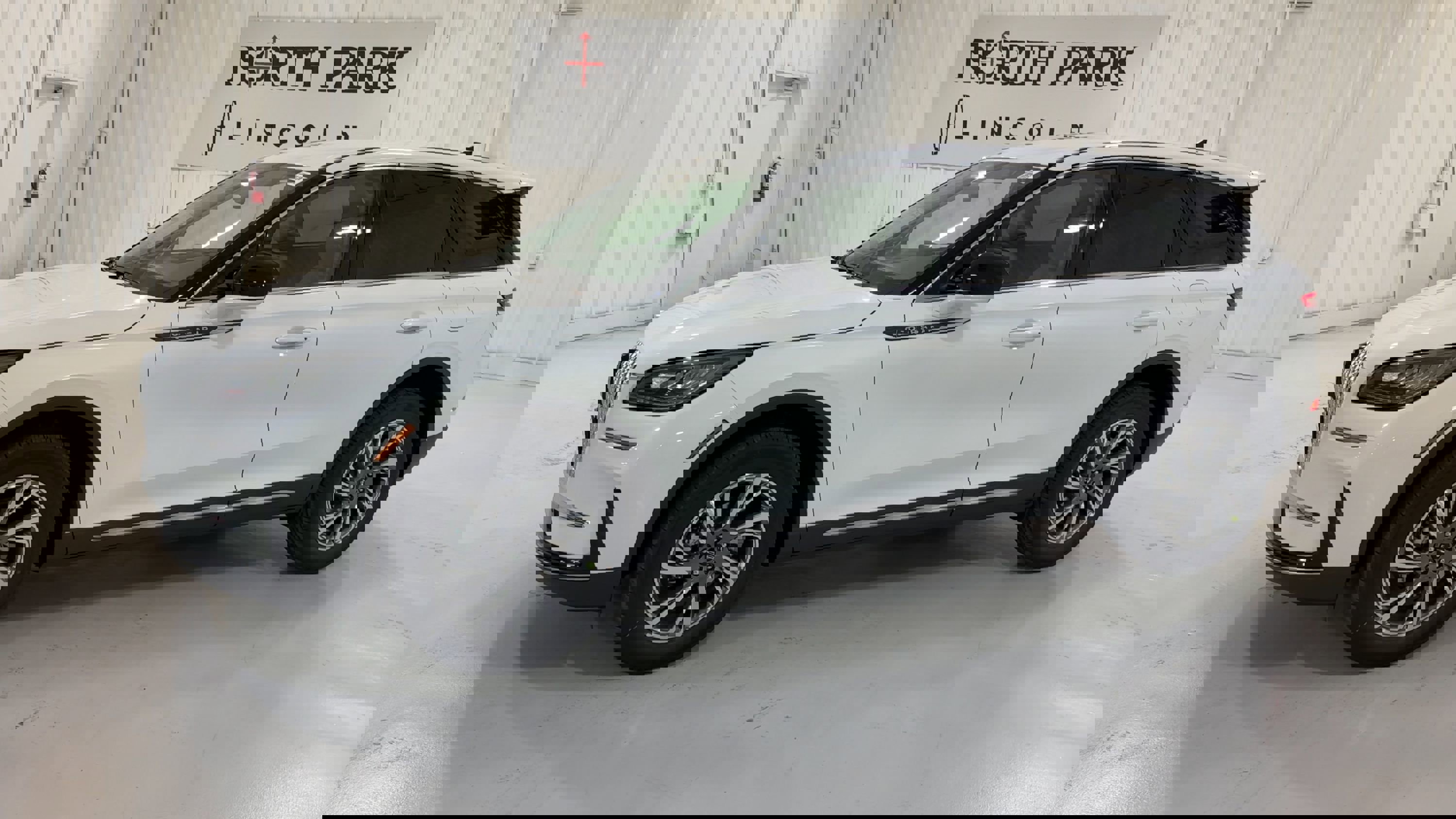 New 2026 Lincoln Corsair Premiere image 6