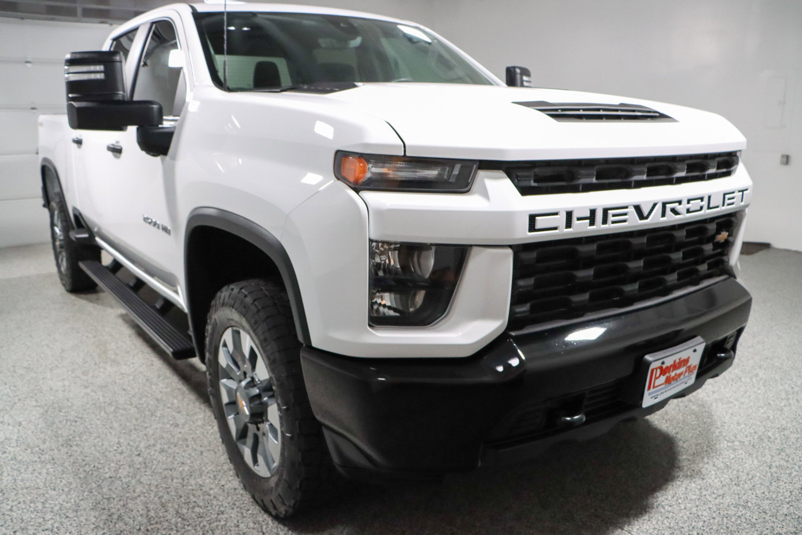 Used 2023 Chevrolet Silverado 2500 Custom w/ Custom Convenience Package image 5