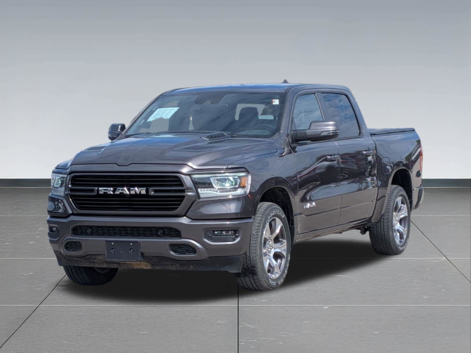 Used 2023 RAM 1500 Laramie AWD/4WD image 11