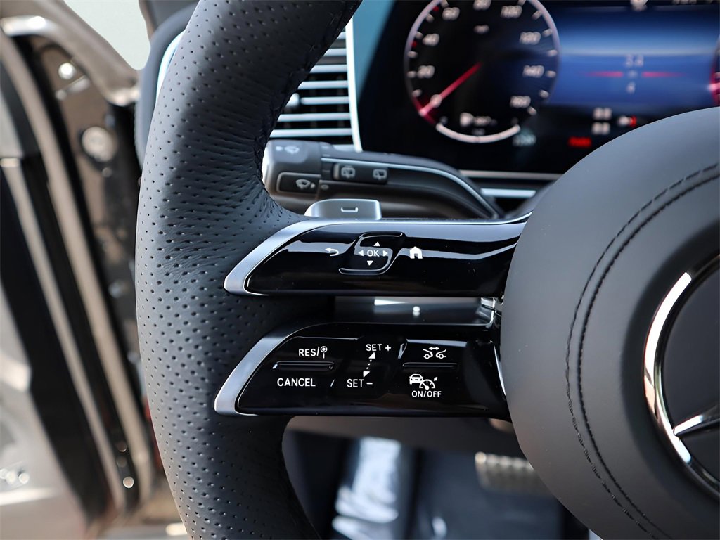 New 2026 Mercedes-Benz GLS 580 4MATIC image 39