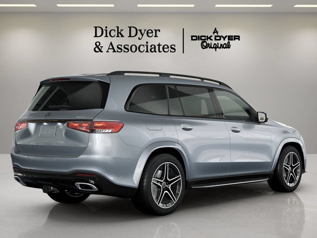 Used 2025 Mercedes-Benz GLS 450 4MATIC image 12