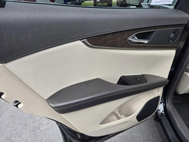Used 2020 Lincoln Nautilus Reserve AWD/4WD image 42