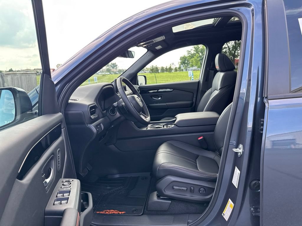 Certified 2026 Honda Pilot TrailSport image 35
