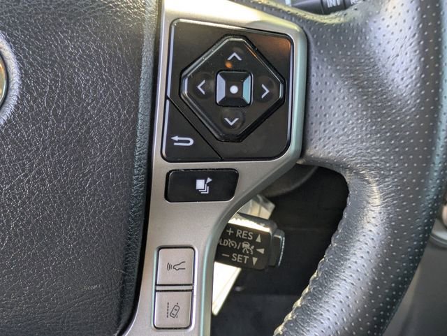 Used 2020 Toyota 4Runner SR5 image 21