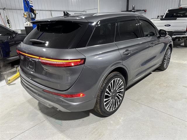 Used 2022 Lincoln Corsair Reserve w/ Sport Package image 7