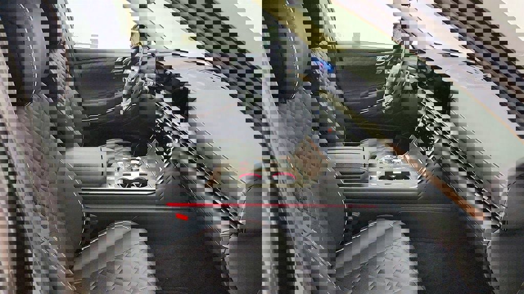 Used 2025 Genesis GV80 3.5T Prestige image 25