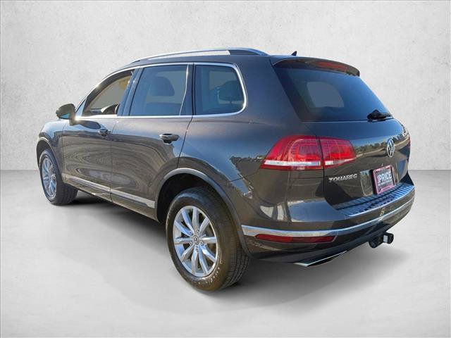 Used 2016 Volkswagen Touareg Sport AWD/4WD image 8