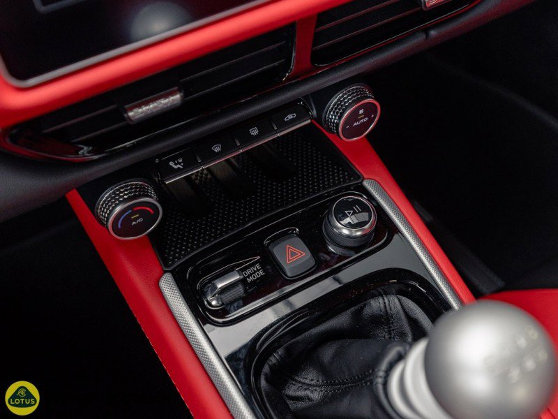 Used 2026 Lotus Emira V6 SE image 8