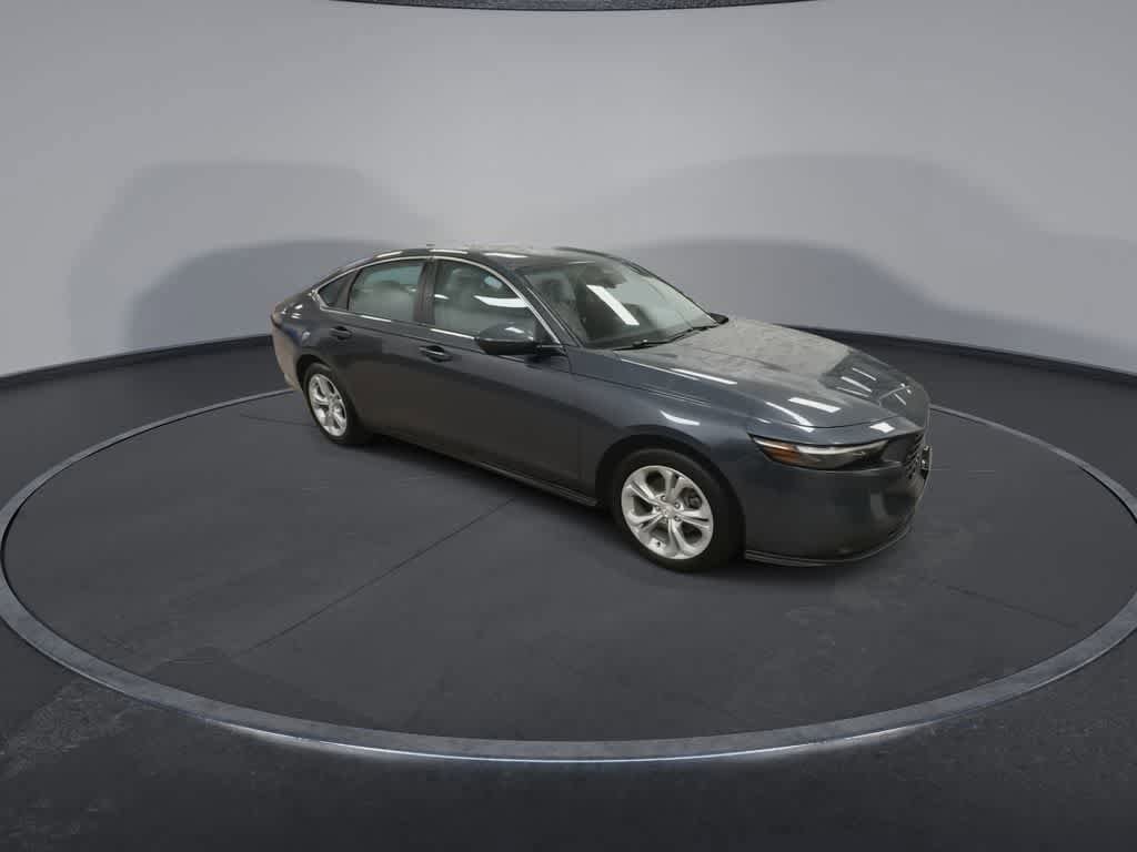 Used 2023 Honda Accord LX image 2